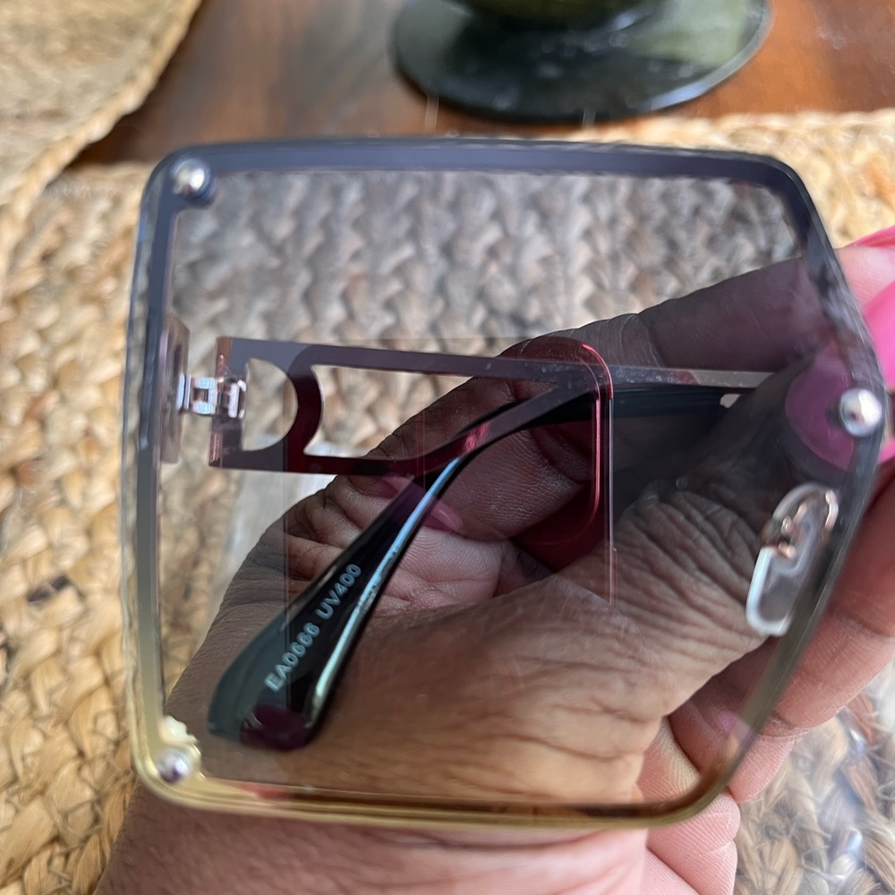 Sunglasses - Picture 5 of 5